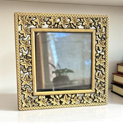 Marco de fotos de colección tono latón 5”x5” filagree Ivy Vine metal dorado 3,25”x3,25” foto Foto 1 de 4