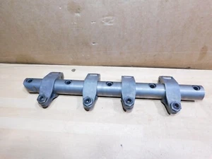 VW PASSAT B6 2.0TDI (ENGINES: BVE,BWV,BMA,BKP)- ROCKER ARM SHAFT & ROCKER ARMS - Picture 1 of 3