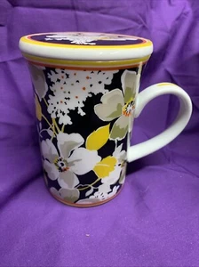 Vera Bradley “ Dogwood” Coffee Mug With Lid 8 OZ - Picture 1 of 7