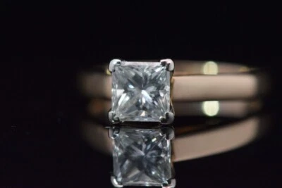 Classic 14k Yellow Gold VS2 Square Princess Diamond Solitaire Ring Size 6 Graded - Image 1 of 4