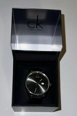 Reloj suizo de cuarzo para hombre Calvin Klein K2F211 esfera negra correa de cuero 45,5 mm.  Foto 1 de 4