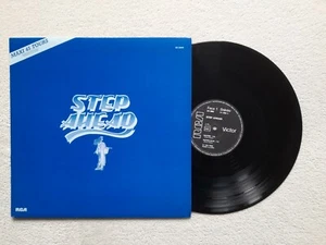 MAXI 45T STEP AHEAD "Step ahead" RCA VICTOR DC 8886 FRANCE 1982 #4 ) - Imagen 1 de 2