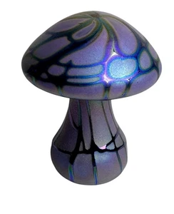 Signed 1995 Stuart Abelman Iridescent Purple Mushroom Art Glass Paperweight - Picture 1 of 11