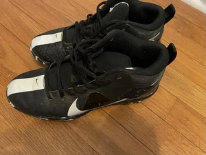 Nike Fastflex Cleats Youth Size 4.5 Black White Baseball - Picture 1 of 3