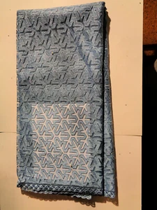 5-Yard African Lace Fabrics 16 - Picture 1 of 3