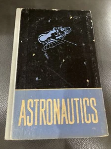 Astronautics USSR Ministry Of Defense Soviet UnionRussian English 1968 Voenizat - Imagen 1 de 24