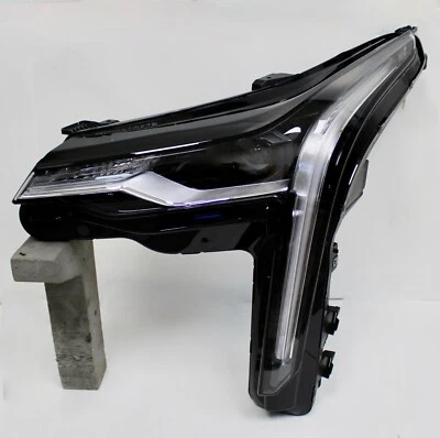 2021 2022 2023 2024 CADILLAC CT4 OEM FARO LATERAL IZQUIERDO 84858236/84895452 Foto 1 de 4