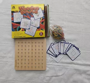 Juguete educativo de geoboard de madera Coogam - Imagen 1 de 3