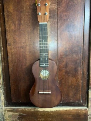 Johnson UK-150 Mahogany Soprano Uke Ukulele - Image 1 of 4