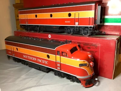 LGB G Gauge 24578 & 24588 Southern Pacific F7 Diesel A & B Units with Sound - Image 1 of 4