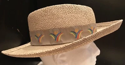 Sombrero de paja vintage de los Juegos Olímpicos hecho por atletas desgaste de Winnipeg con AJM Foto 1 de 4