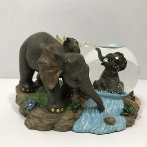 Elephant Figurines Hamilton Collection Showered with Joy (1999) - Picture 1 of 10
