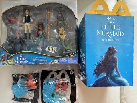 The Little Mermaid Adventure Story Set w/ 2 Free McDonald’s Toy’s Included Cover