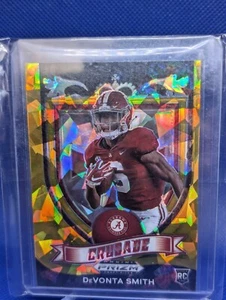 2021 Panini Prizm Draft Picks - Crusade Gold Ice Prizm #165 Devonta Smith (RC) - Picture 1 of 2