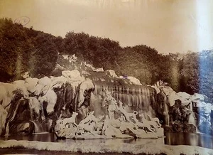 Photographie, Caserte, cascade d'eau du palais royal - Imagen 1 de 3