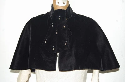 Terciopelo negro glam victoriano/de colección con pedrería capelet/capa/encogerse de hombros/envoltura/estola pequeño Foto 1 de 4
