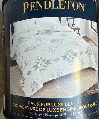 Pendleton Faux Fur Throw Blanket white multi 98 x 92 in QUEEN GRAND NWT NEW - Image 1 of 4
