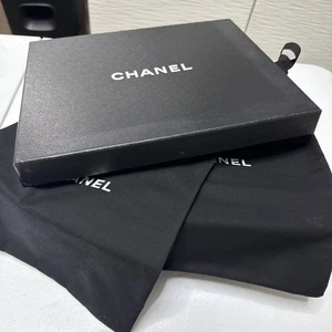 Chanel Scatola Vuota 12x10x5 in Nero Tissue Card Conservazione Regalo (0983) - Foto 1 di 4