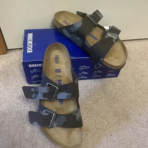 Birkenstock SIZE LADIES 9 Arizona BS Soft Footbed Birko-Flor Sandal Desert Camo - Picture 1 of 9