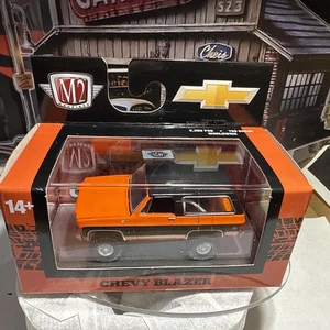 2025 M2 Machines 1974 Chevrolet K5 Blazer 4X4 R89 25-14 Orange & Black - Picture 1 of 7