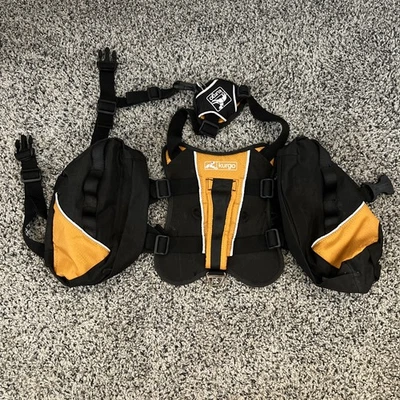 Arnés KURGO Tru-Fit ~ perros medianos / 25-50 libras negro y naranja con bolsas laterales Foto 1 de 4