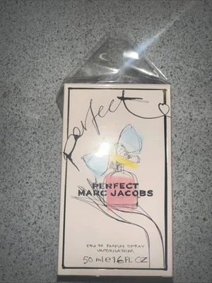 Marc Jacobs Perfect 50ml Eau de Parfum Spray - Image 1 of 2