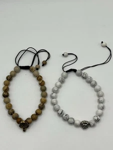 2 Bracciali di Perline in Pietra Naturale con Charms Regolabili - Foto 1 di 15