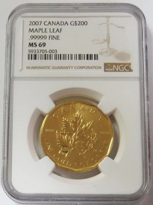 2007 GOLD CANADA $200 MAPLE LEAF 1oz 99999 FINE NGC MINT STATE 69 - Image 1 of 2