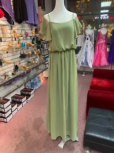 0L16A sale Women's size16(uk18) ,Dark Green color Bridesmaid Dresses - Picture 1 of 3