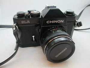 Chinon SLR 35mm SLR Film Camera + 55mm 1.8 M42 Scerw Mount Chinon Lens - Picture 1 of 5