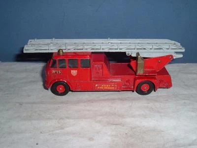 MATCHBOX KING SIZE K-15 MERRYWEATHER FIRE ENGINE ORIGINAL VINTAGE IN USED - Image 1 of 4