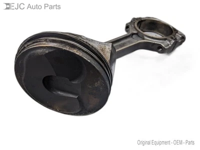 Right Piston and Rod Standard For 15-18 Cadillac Escalade ESV  6.2 12654242 L86 - Image 1 of 4