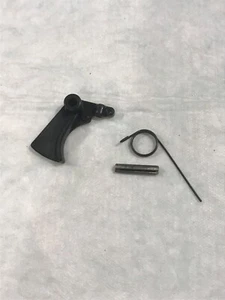 Used MCCULLOCH 10-10 CHAINSAW THROTTLE TRIGGER SPRING PIN - Picture 1 of 2