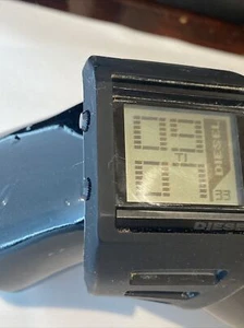 Ottime condizioni! OROLOGIO DIGITALE ULTRA RARO MULTI DISPLAY UOMO SVEGLIA DIESEL DZ-7225 NUOVO BATT. - Foto 1 di 22