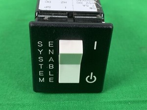 Airmax Snapak R29-29570-1 Enable Switch 540-0024A  Circuit Breaker