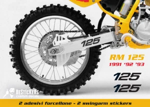 2 Adesivi forcellone swingarm suzuki RM 125 1991 1992 1993 prespaziati diecut - Foto 1 di 2