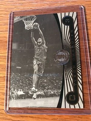 2005-06 (BULLS) Topps First Row Black and White #53 Tyson Chandler 96/225 - Image 1 of 2