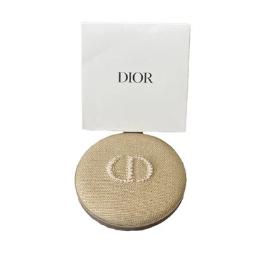 Компактное двойное зеркало Dior ограниченного выпуска  - Изображение 1 из 4