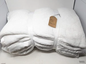Satin Edge Oversized Double Thickness White King Size Bed Blanket Warm Very Soft - Picture 1 of 11