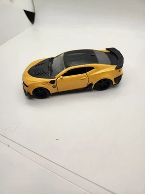 Transformers Bumblebee 2016 Chevrolet Camaro Diecast Car 1:32 Jada 2017 - Image 1 of 4