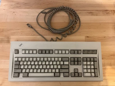 IBM Model M keyboard 1391401 For Parts - Image 1 of 4