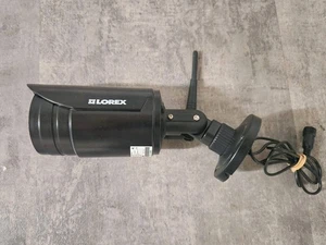 Cámara MPX inalámbrica Lorex 720p H.264 modelo LW3211-C (solo cámara) enciende - Imagen 1 de 4
