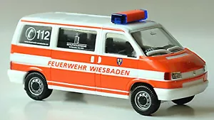 VW T4 Bus ELW Bomberos Wiesbaden 1990-2003 Rojo + Blanco 1:87 Herpa 046190 - Imagen 1 de 6
