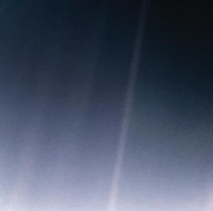 Pale Blue Dot Earth from the Outer Solar System Planet Photo Poster Print 2020 - Picture 1 of 1
