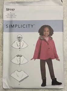 Simplicity 9197 Mantelle e poncho per bambini (3-8) NUOVI MAI TAGLIATI - Foto 1 di 2