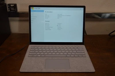 Ноутбук Microsoft Surface 13,5 дюйма Touch i7-7660U 16 ГБ RAM 512 ГБ NVMe твердотельный накопитель без ОС - Изображение 1 из 4