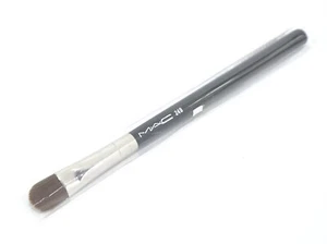 MAC Large Shader Brush #249 - Full Size [New/No Box] - Picture 1 of 3