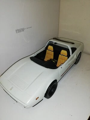 VOITURE FERRARI 328 GTS BLANCHE    BARBIE MATTEL VINTAGE 1986 - Imagen 1 de 4