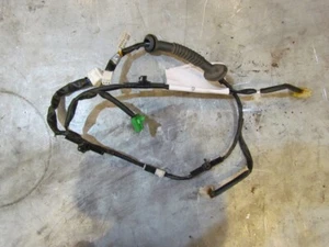 2004 Subaru Forester XT LH Drivers Rear Door Wiring 81822SA100 - Picture 1 of 2