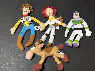TOY STORY MINI PELUCHE DE FRIJOLES DISNEY BULLSEYE BUZZ KELLOGS Lote 4 MUESTRA DE VENTAS RARA Foto 1 de 4